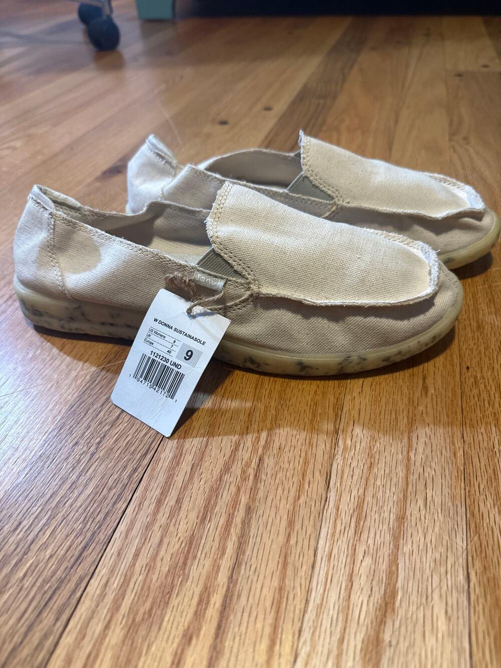 NEW Sanuk Canvas Women's Sz 9 Donna NEW